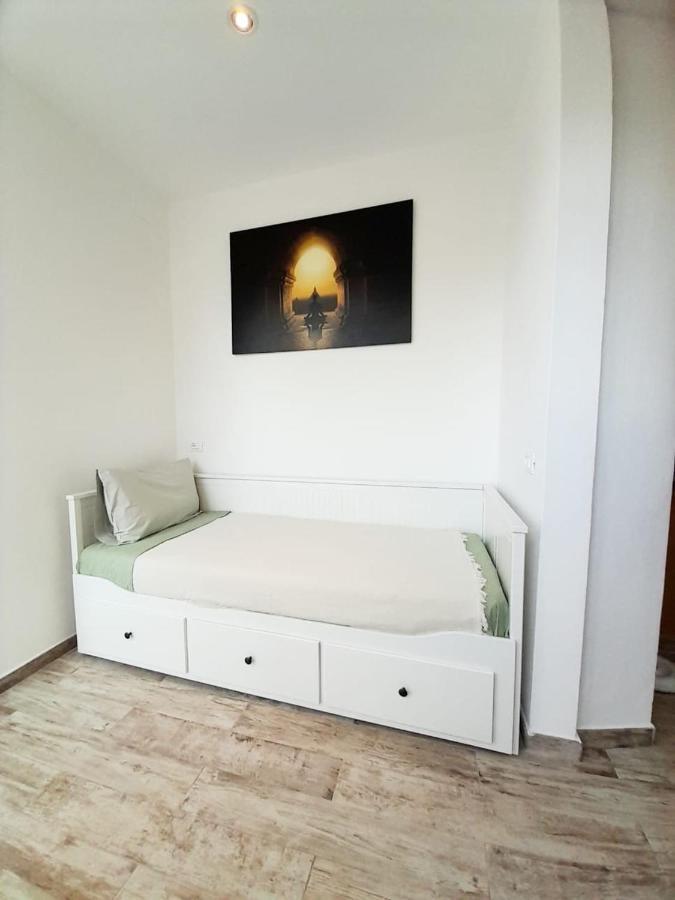 Biobenessere Eco-B&B -Adults Only- Moto&Bike Parking アレッツォ エクステリア 写真